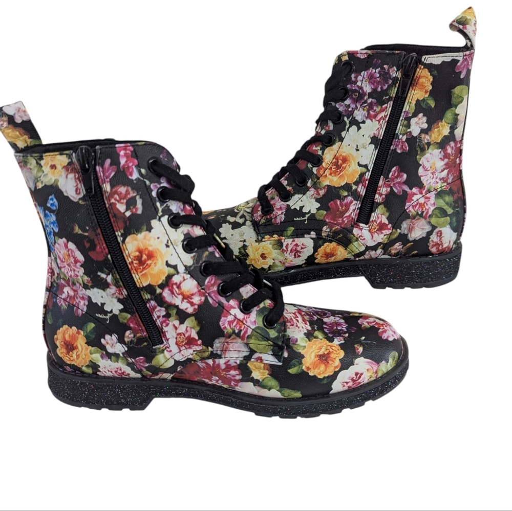 Mia Kids Big Girl's Giuletta Boots Lace Up Black Multi Floral...Size 5